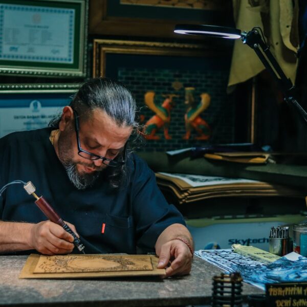 Hoe tafellampen de sfeer van je ruimte veranderen